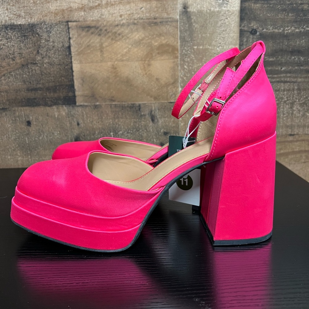 Wild Fable Pink Heels